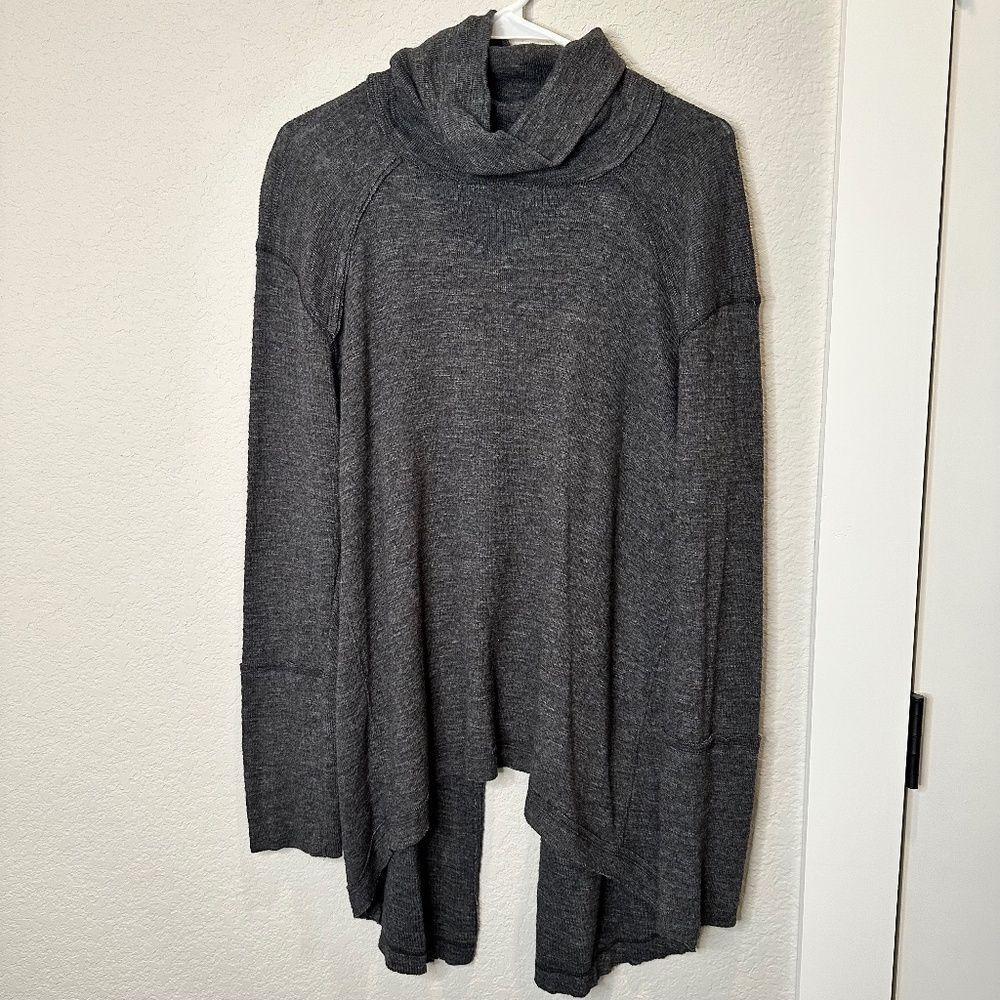 We The Free Grey Top Size L